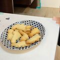 蘋果小姐76 的 【COOKING BUBU】只要4種材料!｜濃濃蛋香古早雞蛋餅乾｜egg biscuits｜only 4 ingredients !♡ cooksnap