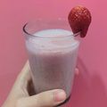 Cooksnap dari Madhea Rizqi untuk resep Strawberry yogurt smoothie