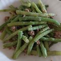 Rubby Hu 的 豆角炒肉碎 cooksnap