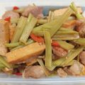 王禹媗 的 芹菜豆干炒肉絲 cooksnap