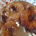 El cooksnap de carmen cuando hizo Flan de huevo con piña en su jugo y volteado de galletas María.