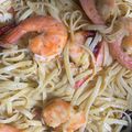 Cooksnap Doris Crossley semasa beliau membuat Seafood Spaghetti Aglio Olio.