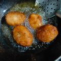 Aashvi raj का कुकस्नैप जब उन्होंने ब्रेड रोल्स (Bread rolls recipe in hindi) बनाया था।