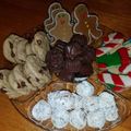 cynthia Tedesco's cooksnap of when they made Mexican Wedding cookies.