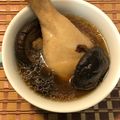 Nancy Chou 的 蒜頭香菇雞湯 cooksnap