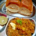 Neha Vishal का कुकस्नैप जब उन्होंने पाव भाजी (Pav Bhaji recipe in hindi) बनाया था।