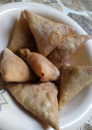 A picture of Yummy Samosa.