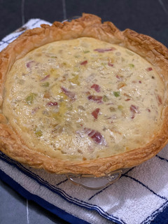 Una foto de Quiche jamón, bacon y queso