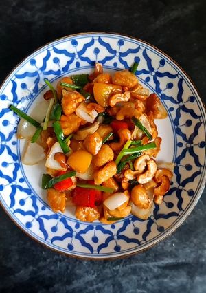 A picture of Chicken with Cashew Nuts (Kid-Friendly Recipe).