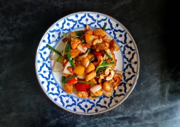สูตร ไก่ผัดเม็ดมะม่วง (เมนูอาหารเด็ก) โดย Kritsadee Mu-ay Tongpailin - Cookpad สูตร ไก่ผัดเม็ดมะม่วง (เมนูอาหารเด็ก) โดย Kritsadee Mu-Ay Tongpailin - Cookpad