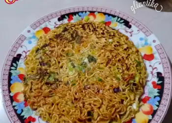 Masakan Populer Omelette Mie Telur Yummy Mantul