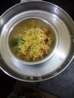 இரவு உணவு. மசாலா இடியாப்பம் செய்முறை முக்கிய புகைப்படம்
