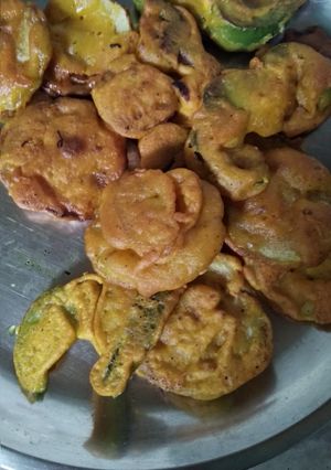 A picture of Kaddu fritters.