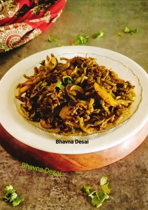 A picture of ટીડોળા બટાકા નું શાક.(Tindora Bataka Nu Shaak Recipe Gujarati).