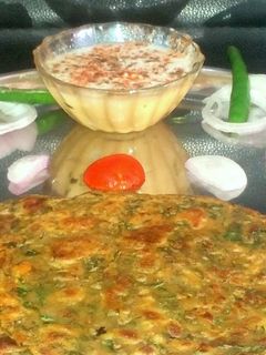 पालक आलू  पराठा (palak aloo paratha recipe in hindi) रेसिपी मुख्य फोटो