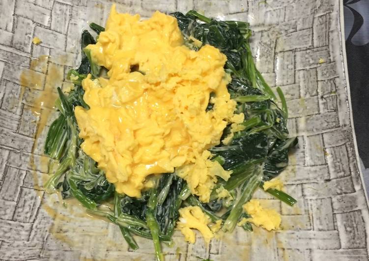 Soft Cooked Egg on the Spinach