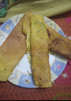 बेसन का चीला (besan ka cheela recipe in Hindi) रेसिपी मुख्य फोटो