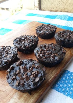 A picture of Grainfree Carrot Zucchini Muffins | eggless.