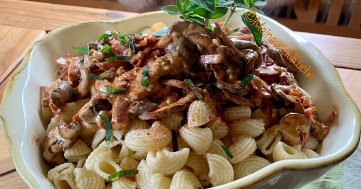 Gebratener Speck In Pilzrahmsosse Rezept von MeinewildeKüche - Cookpad