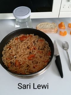 Una foto de Arroz con verduras en Placa de inducción (9 ingredientes)