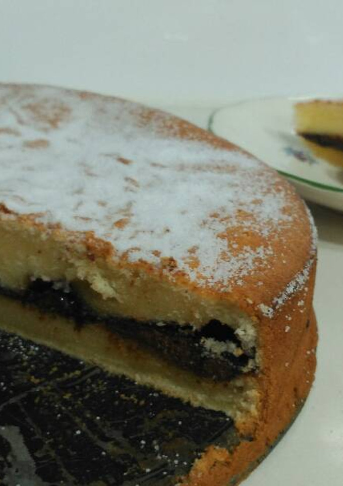 Una foto de Bizcocho de yogurt relleno de Nutella/Nocilla