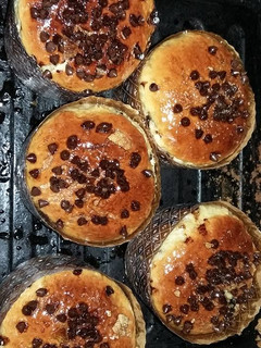 Una foto de Pan dulce de navidad de naranja con chips de chocolate
