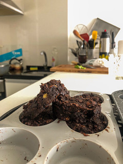 Una foto de Torta de Banana Chocolate y Maní (sin harina)