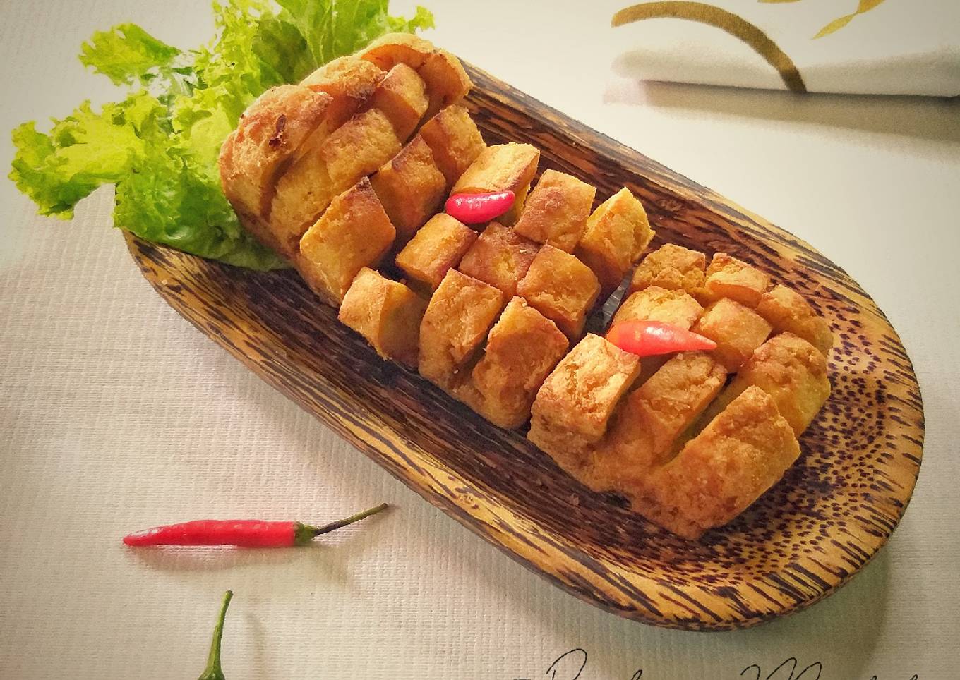 174. Tahu Domino