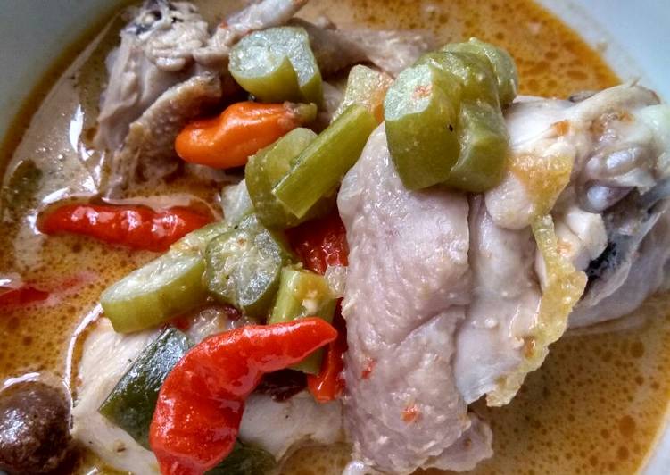 Resep Garang Asem Ayam Praktis Yang Gurih