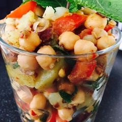 A picture of Simple chana chaat.
