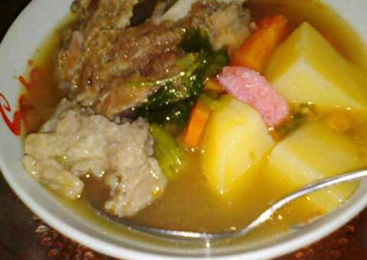 Sop tulang sapi Mak ijah