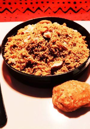A picture of Jaggery panjiri.