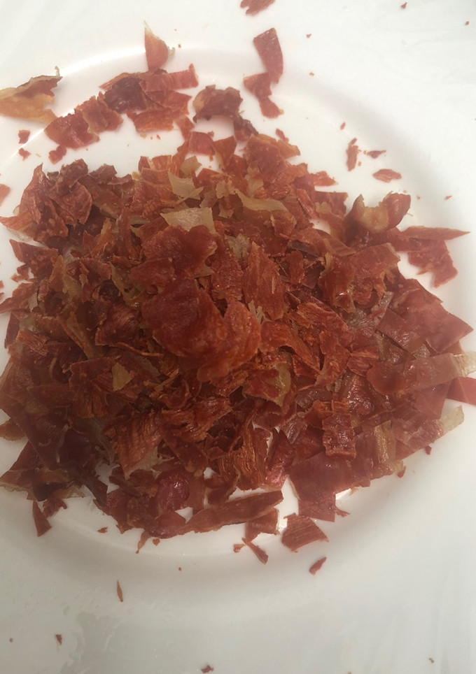 Una foto de 420. Crujiente de jamón serrano al microondas