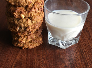 A picture of Peanut butter cookies.