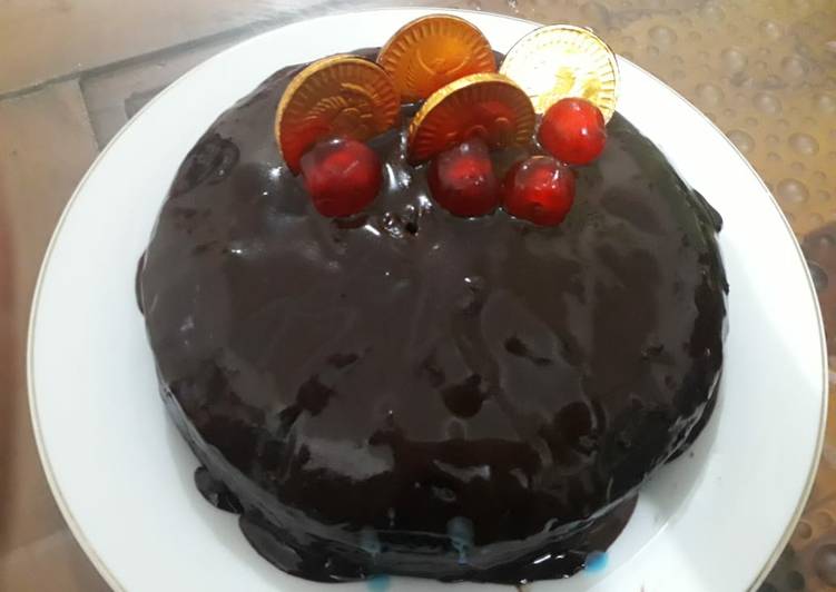 Resep Chocolate Ganache Cake (tanpa oven &amp; mixer) yang Sempurna