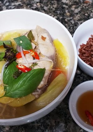 Hình của món Canh chua cá hú.