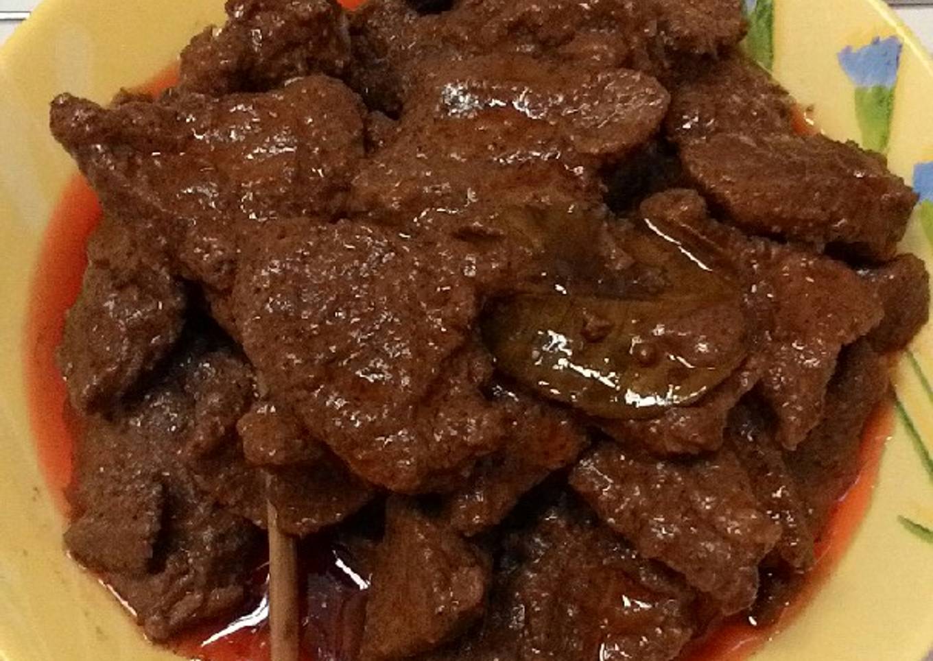Rendang daging sapi