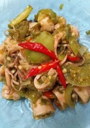 Foto resep Cumi Asin, Sambal Tomat Hijau