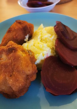 Rántott csirkecomb recept fotója