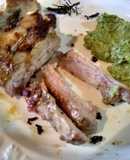 Ribs de cerdo con crema de palta