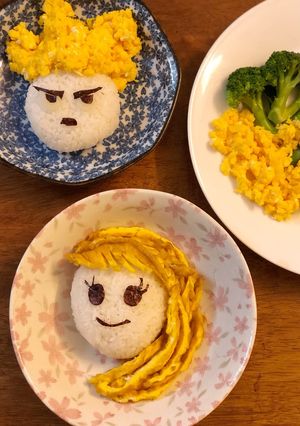 Hình của món Bento Elsa và Goku.