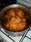 Pollo entero frito