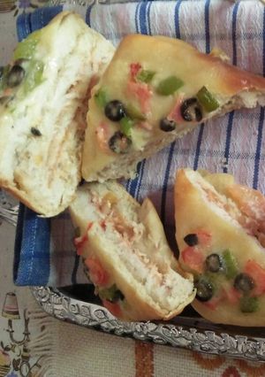 A picture of Pizza sandwich.