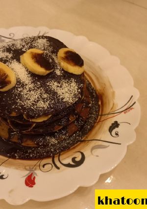 عکسی از دستور پنکیک شکلاتی خاتون پز🙈🥞