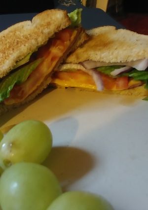A picture of Fried bologna & cheese.