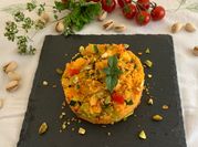 Una foto di cous cous freddo salato