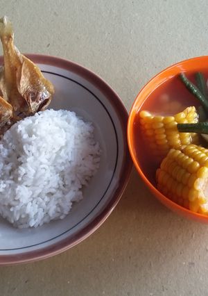Foto resep Nasi sayur asam manis ikan asin goreng