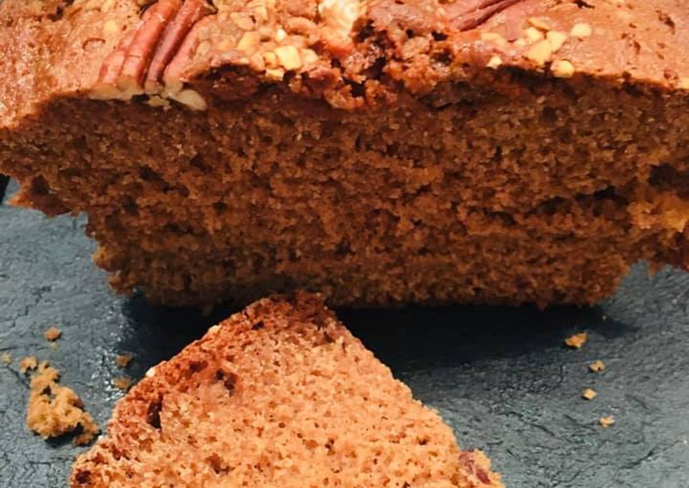 Pain d’Épices aux Noix de pécan et Pralin