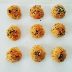 A picture of Cheddar Cheese Biscuits.