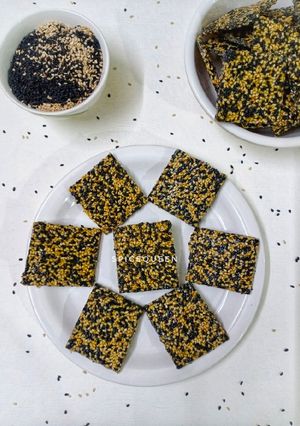 A picture of Sesame seed Chikki.